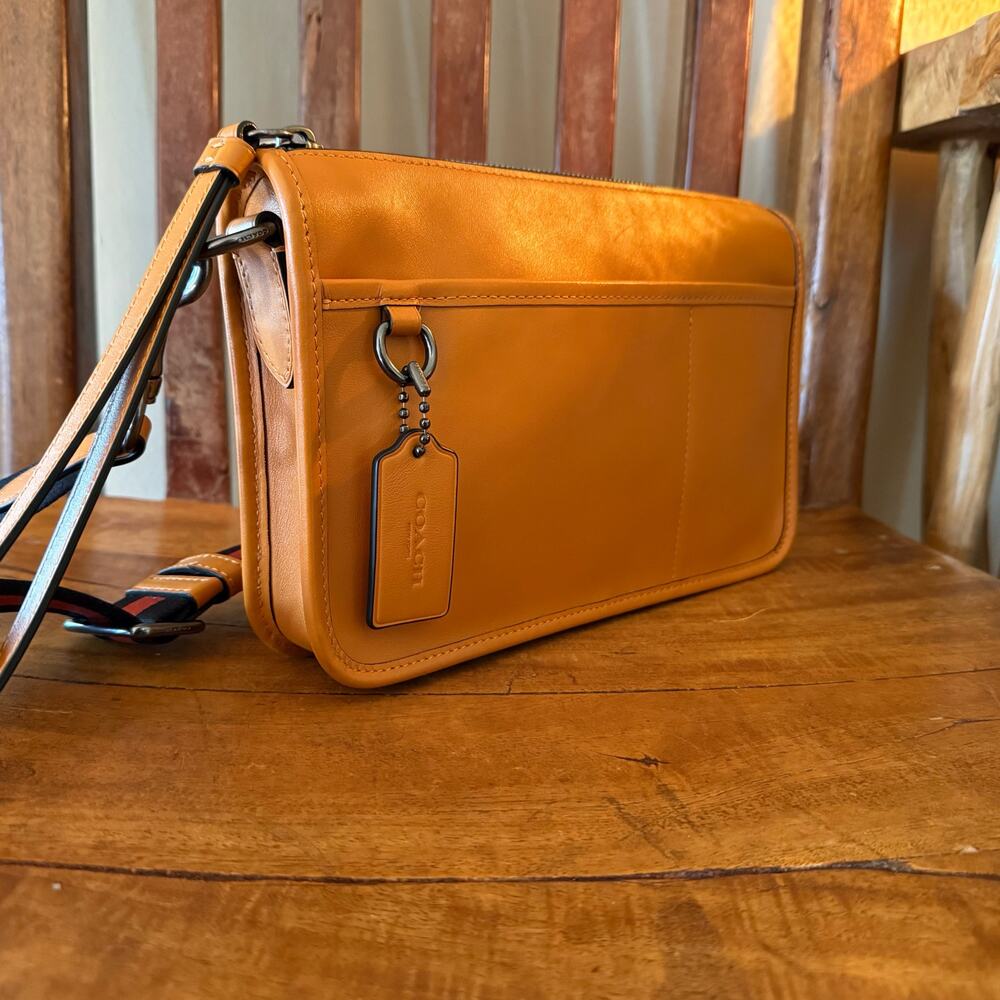 Coach Heritage Small Convertible Butterscotch Leather Crossbody Wristlet Bag - Picture 6 of 15